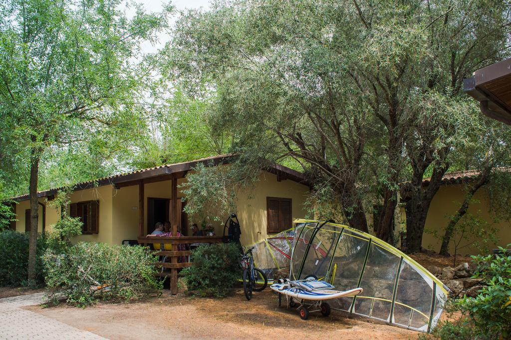 Village Camping Hawaii Albinia Exterior photo